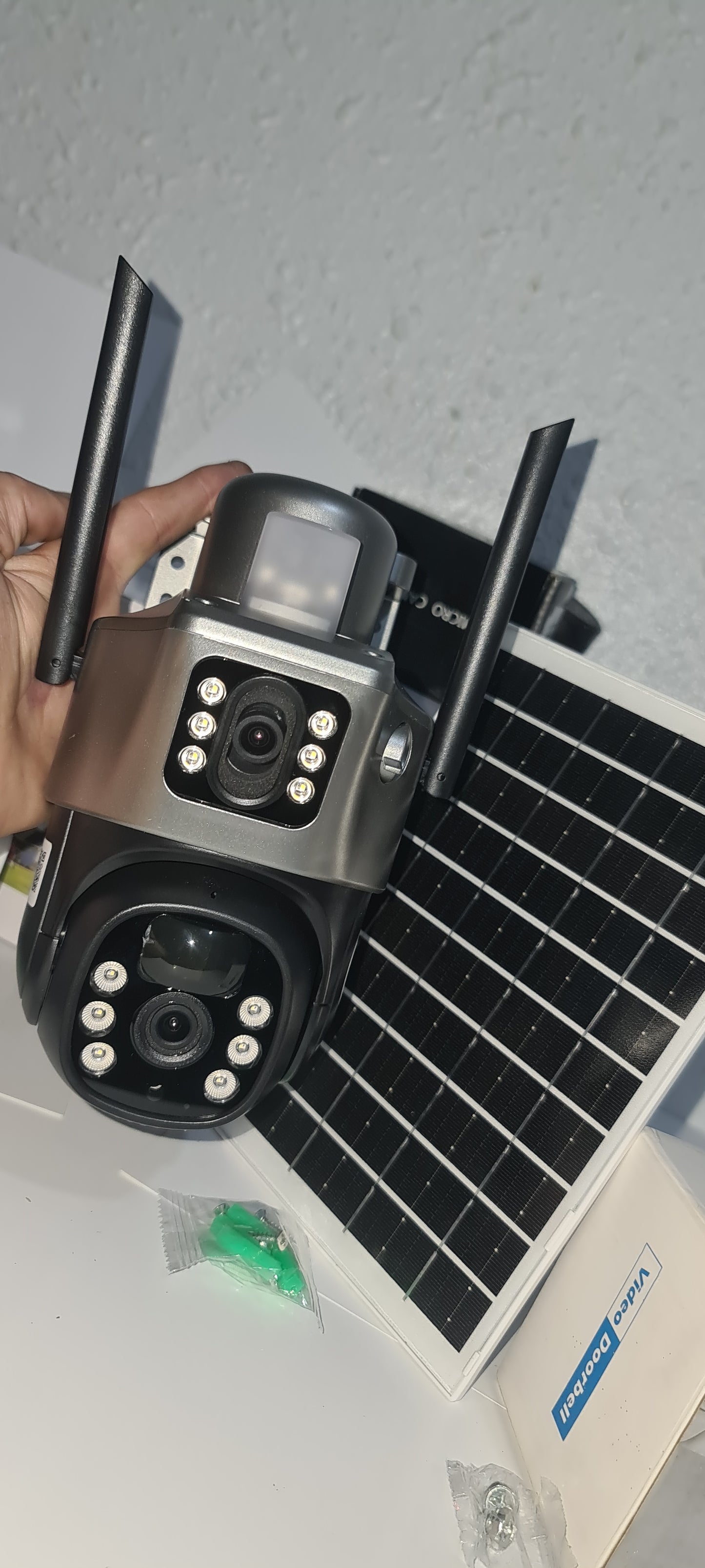 Camera 4g et batterie solaire 🇪🇦